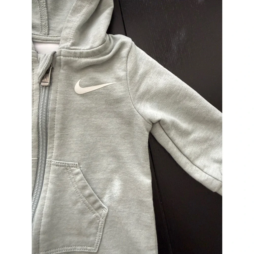 Nike Baby Hooded One-Piece Coverall Size 3m Green Full-Zip Close Infant Bodysuit